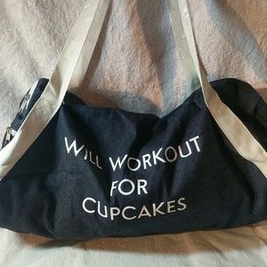 Fun gym bag frm fabfitfun fall season